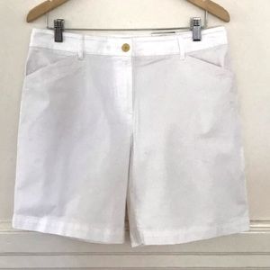 TALBOT’s “Weekend Twill” White Shorts 7”10 NWT